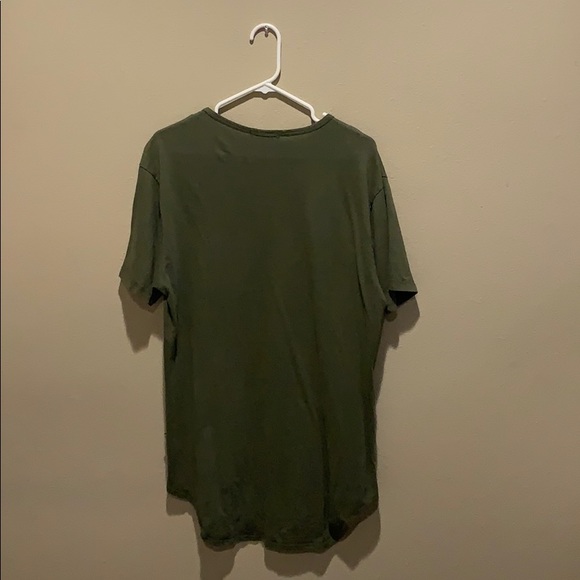 Men’s tshirt - Picture 2 of 2